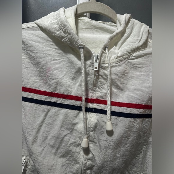 ⭐️SOLD⭐️ JGalt Cropped White with Red and Blue Stripes Windbreaker - Picture 13 of 15